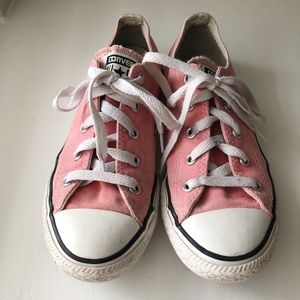 Kids Peach/Pink Converse Low Top All Stars Size 2